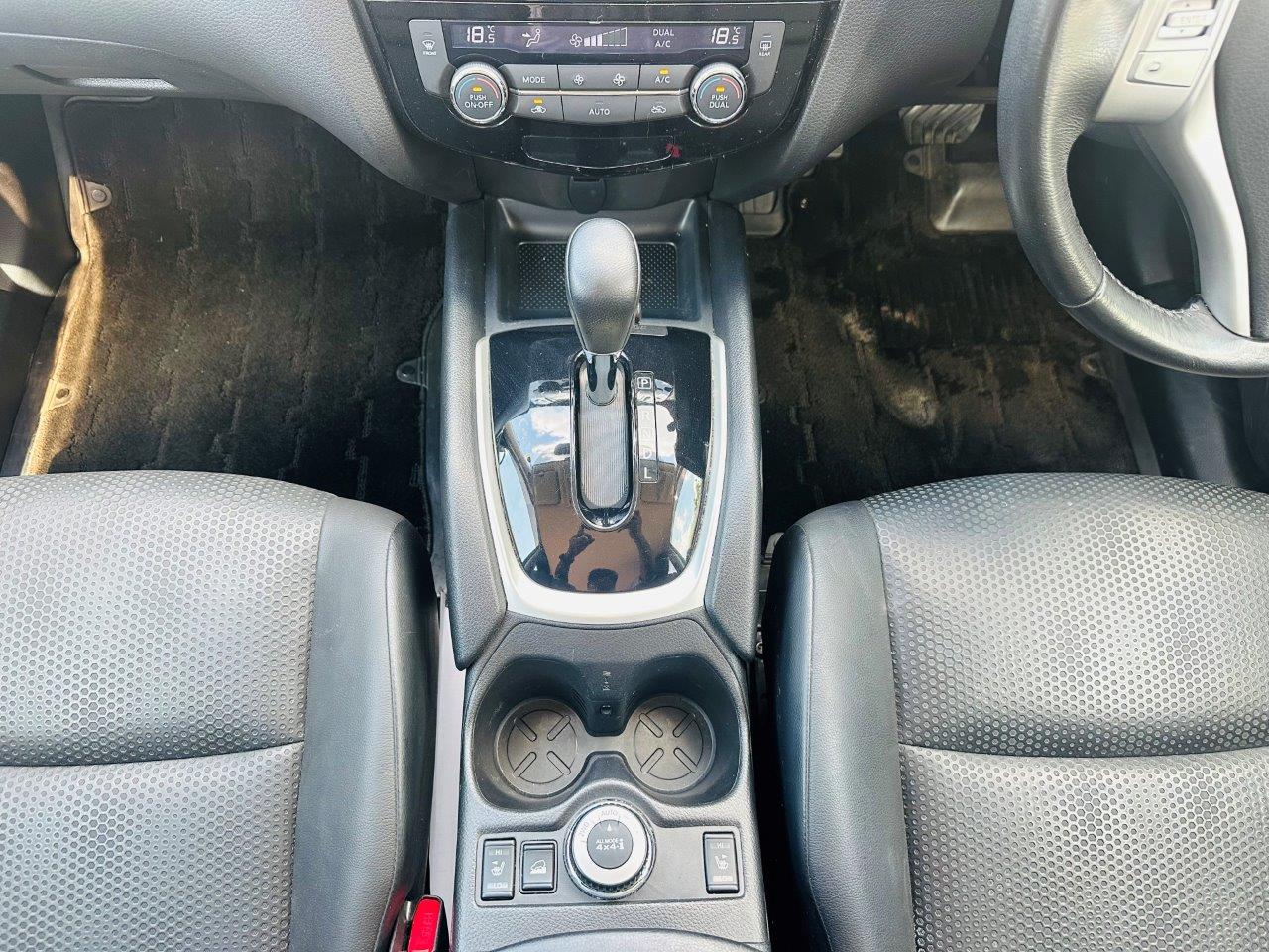 467. Nissan X-Trail 20X E-BRAKE-Package 2014