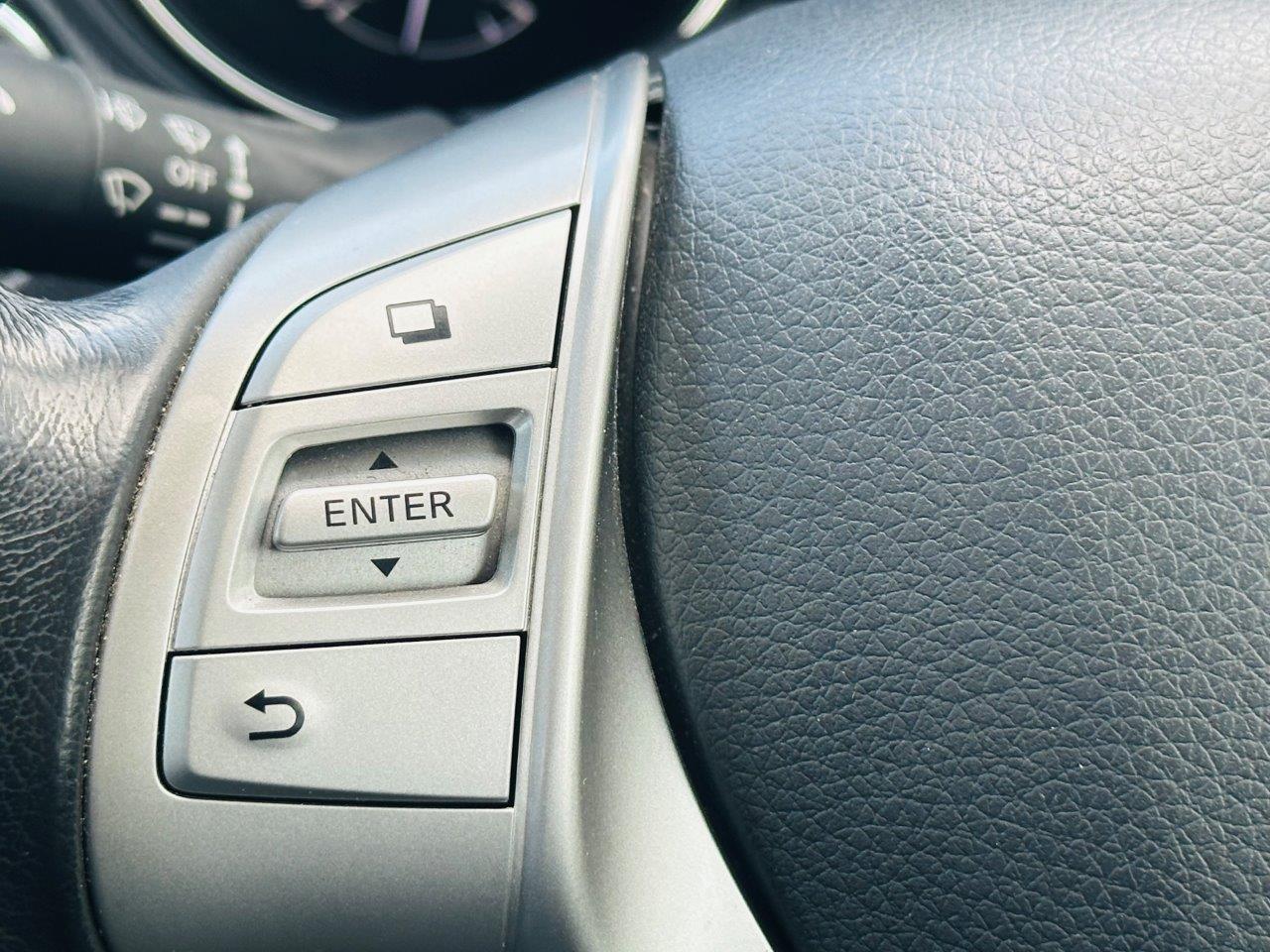 467. Nissan X-Trail 20X E-BRAKE-Package 2014