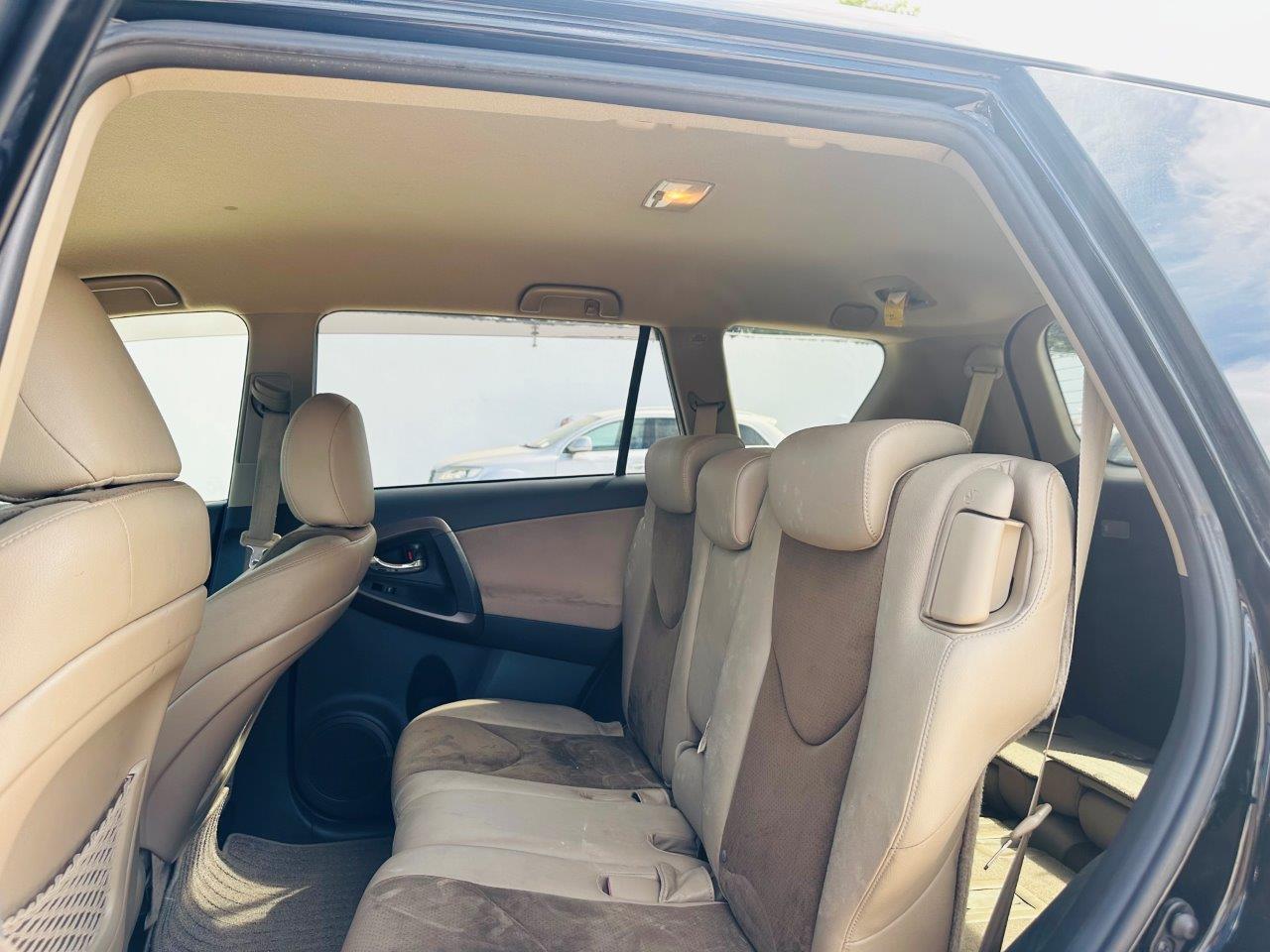 417. Toyota Vanguard 240S 2008