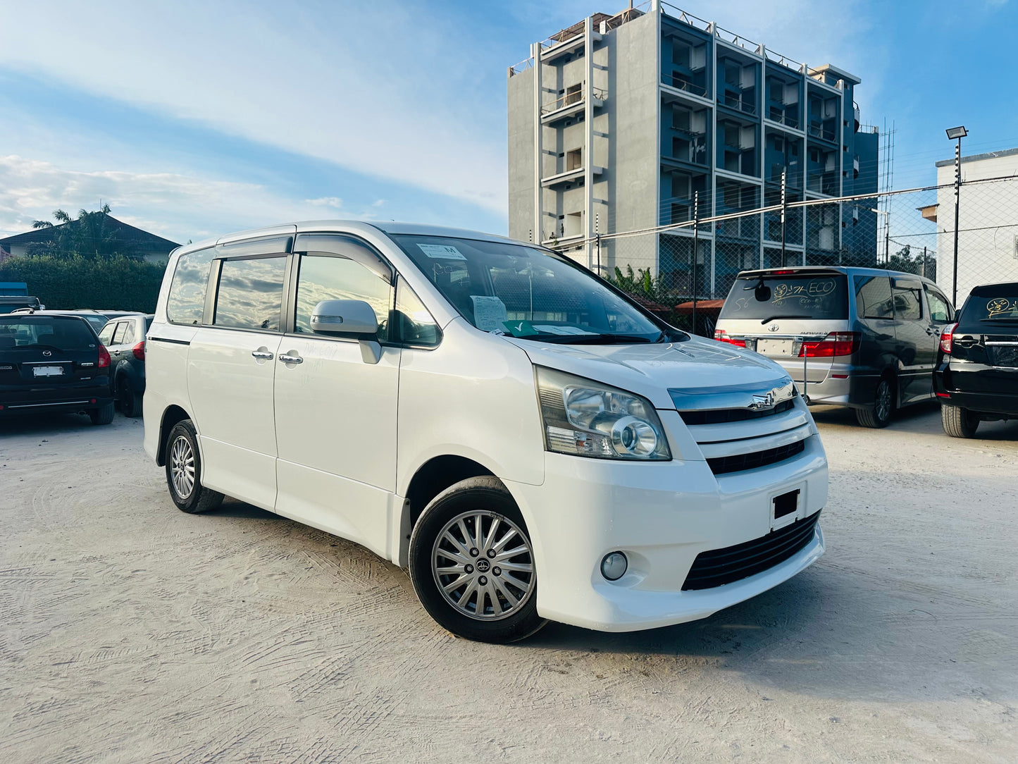 494 Toyota Noah SG Edition 2008