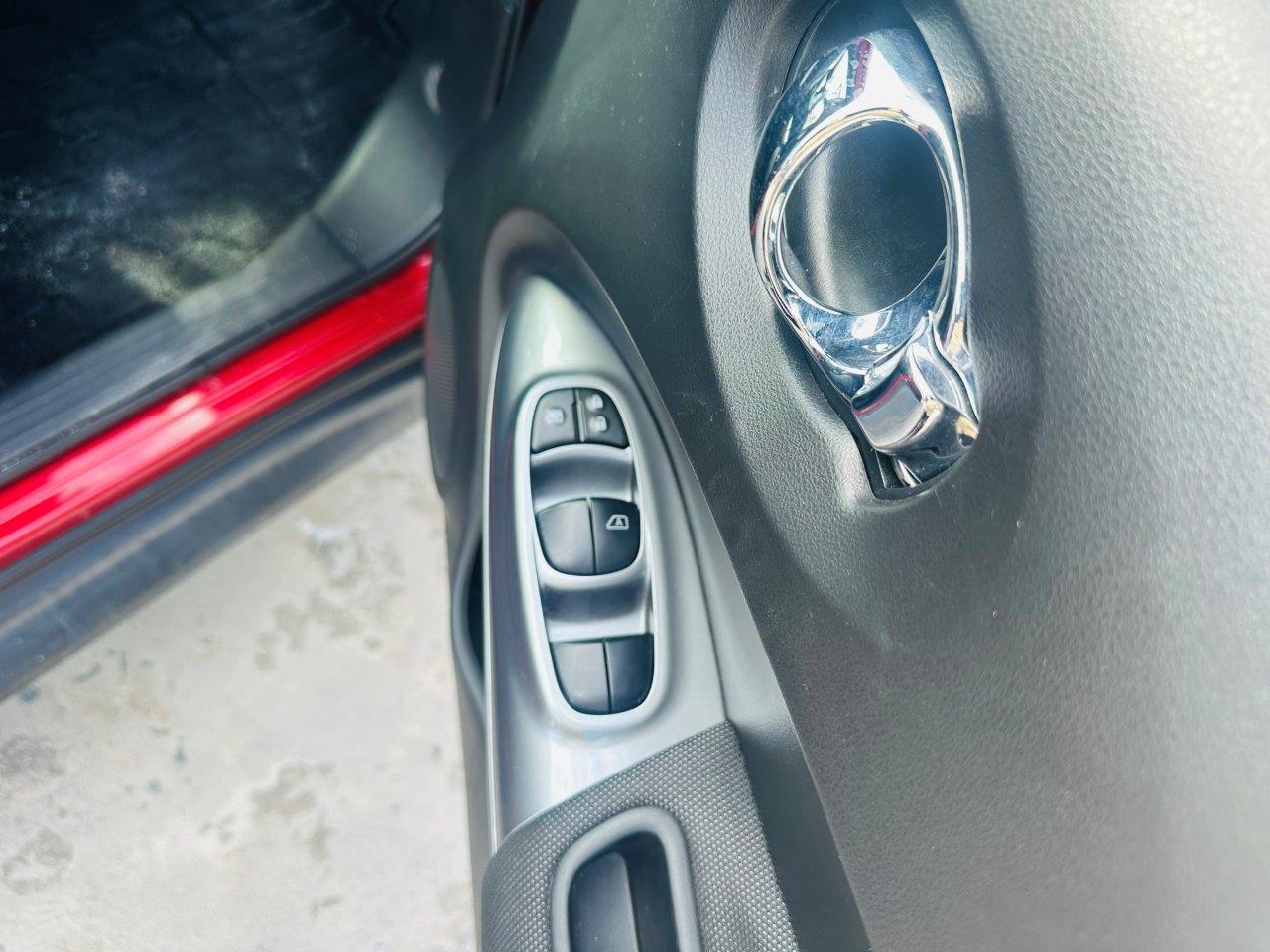 546 Nissan Juke 15RX 2014