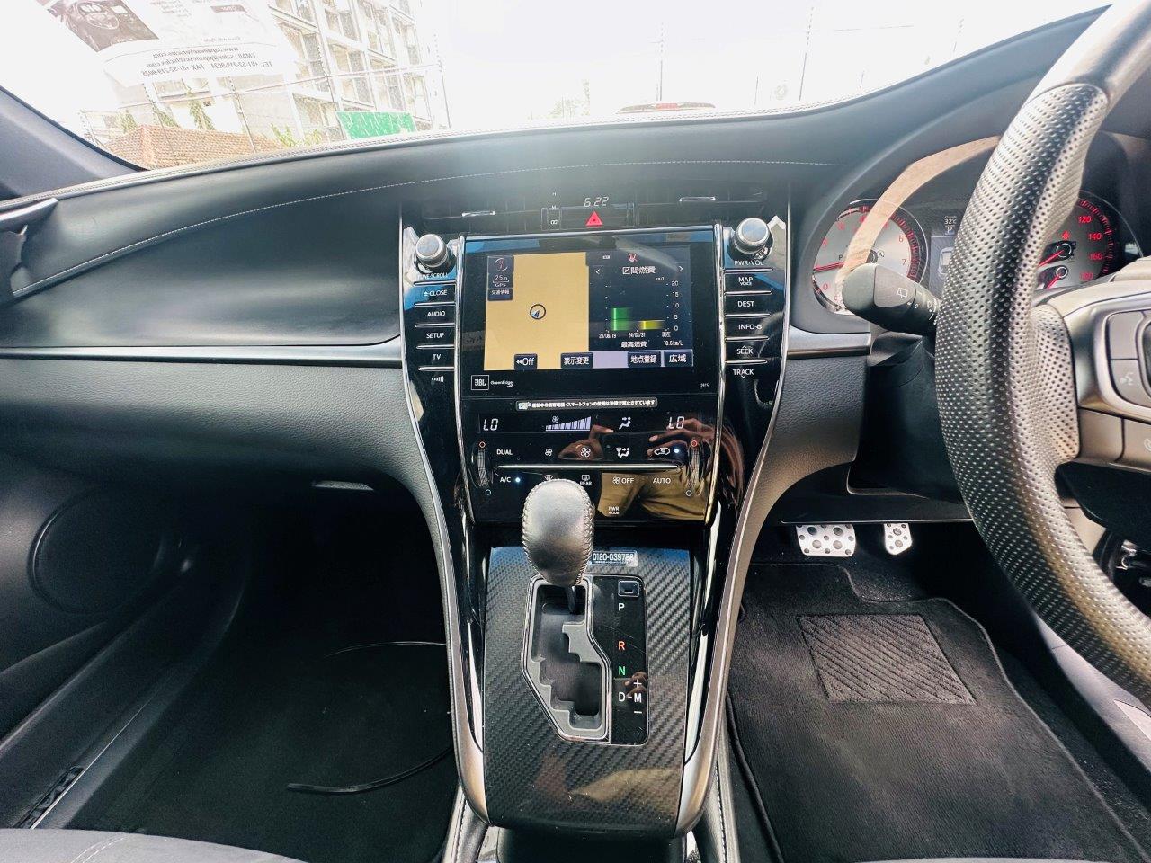 548 Toyota Harrier G's 2015