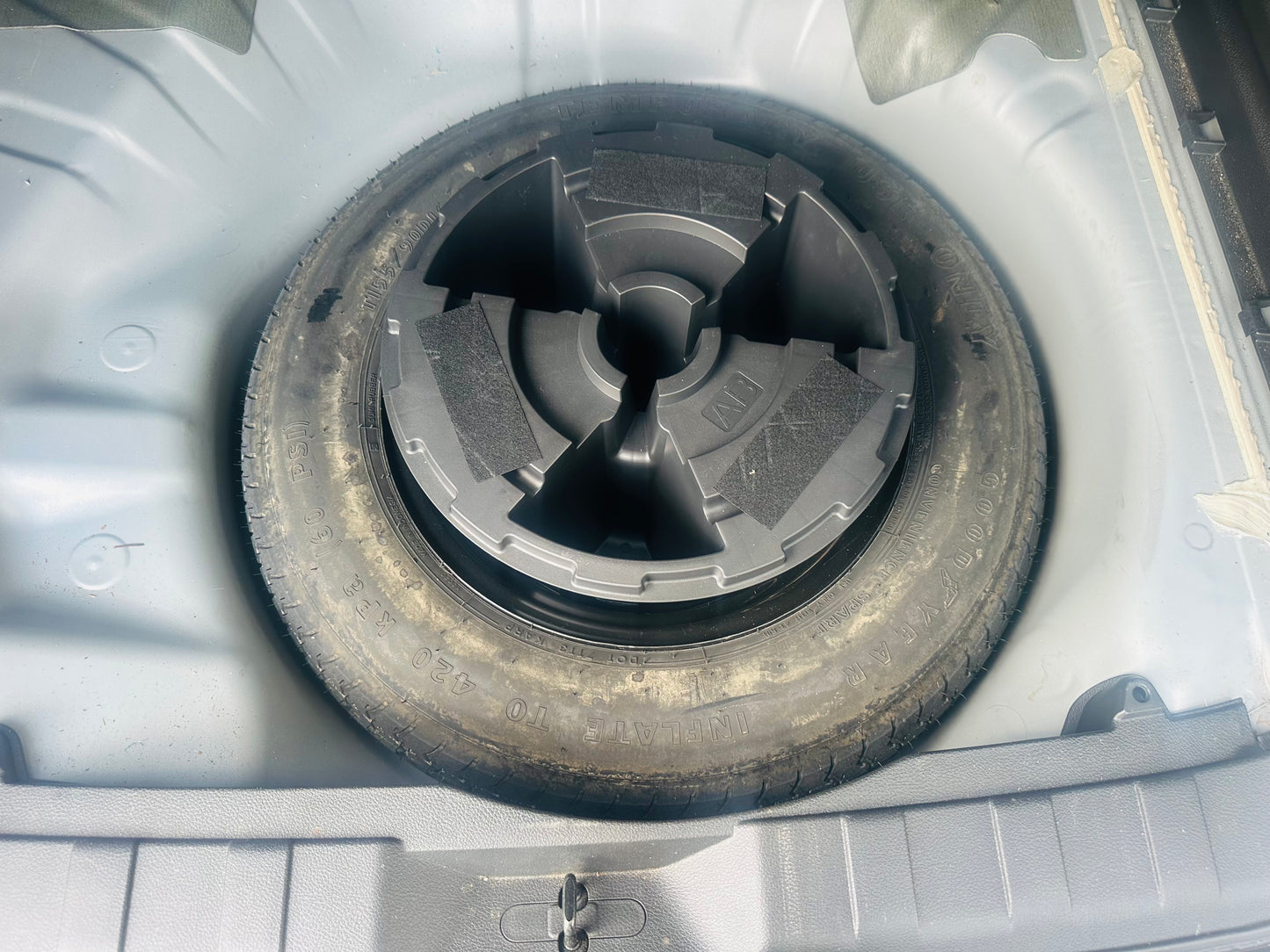 444. Nissan X-Trail 20X 2010