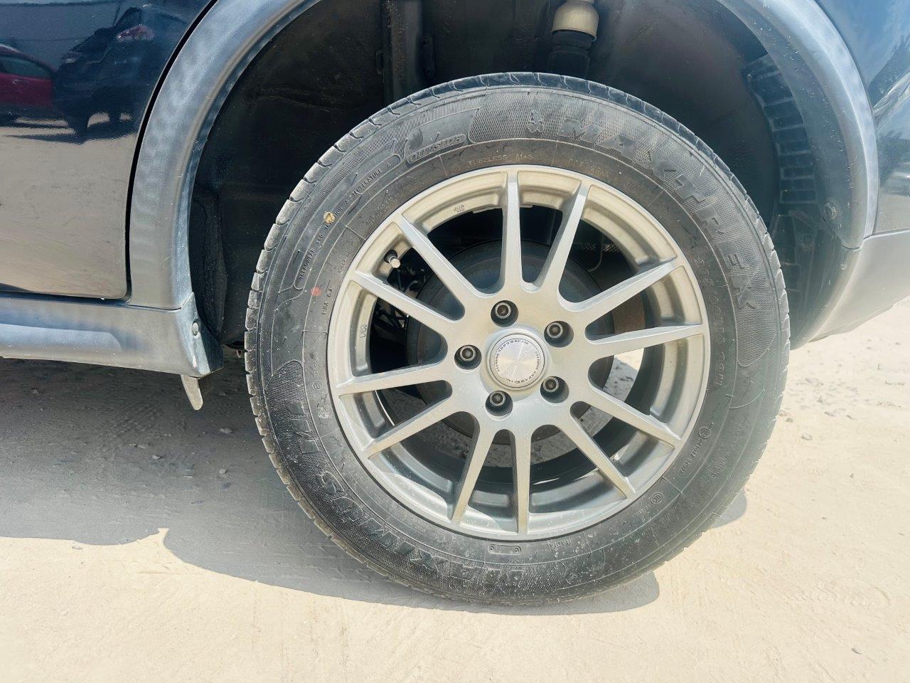 558 Nissan Juke 15RS 2012