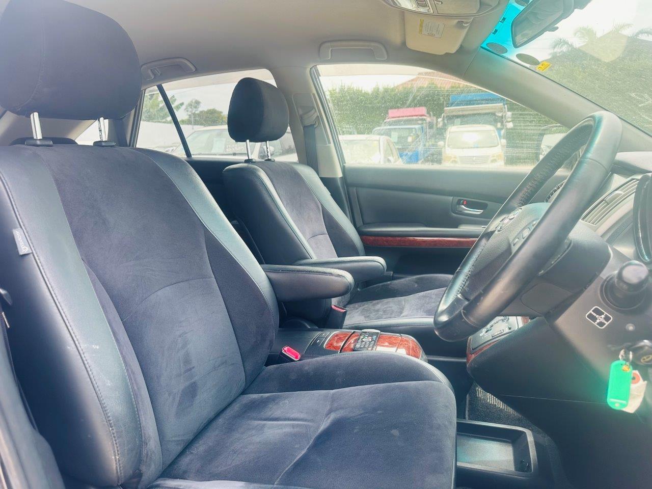 496 Toyota Harrier 240G 2009