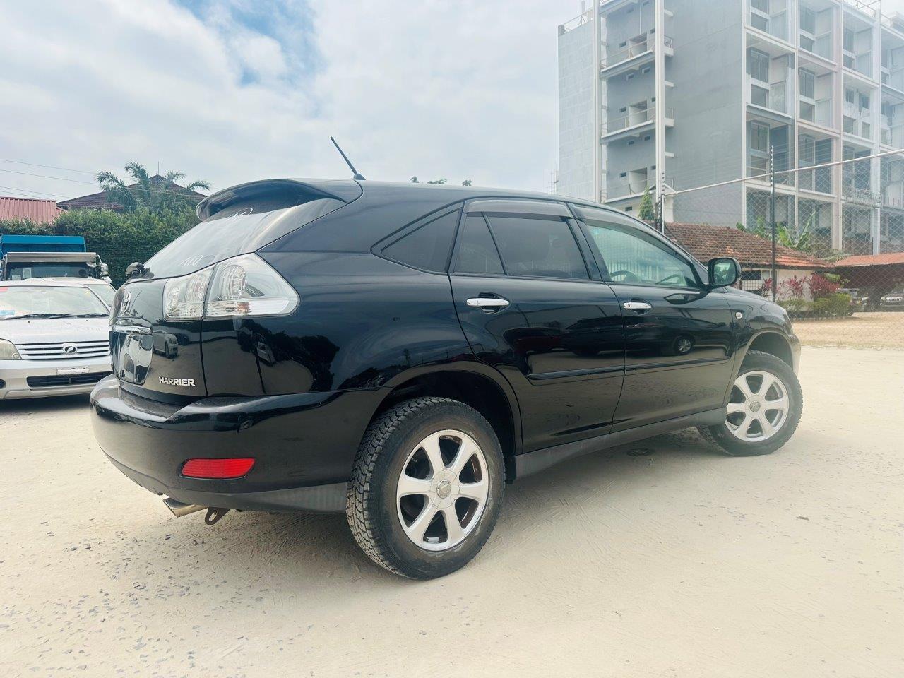 496 Toyota Harrier 240G 2009