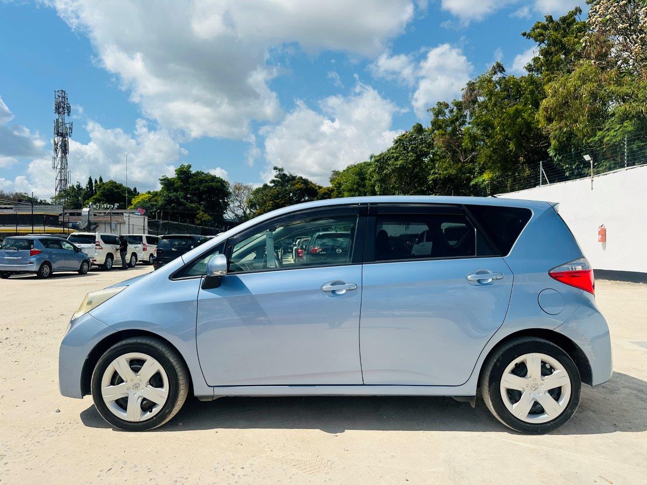 589 Toyota Ractis S 2011