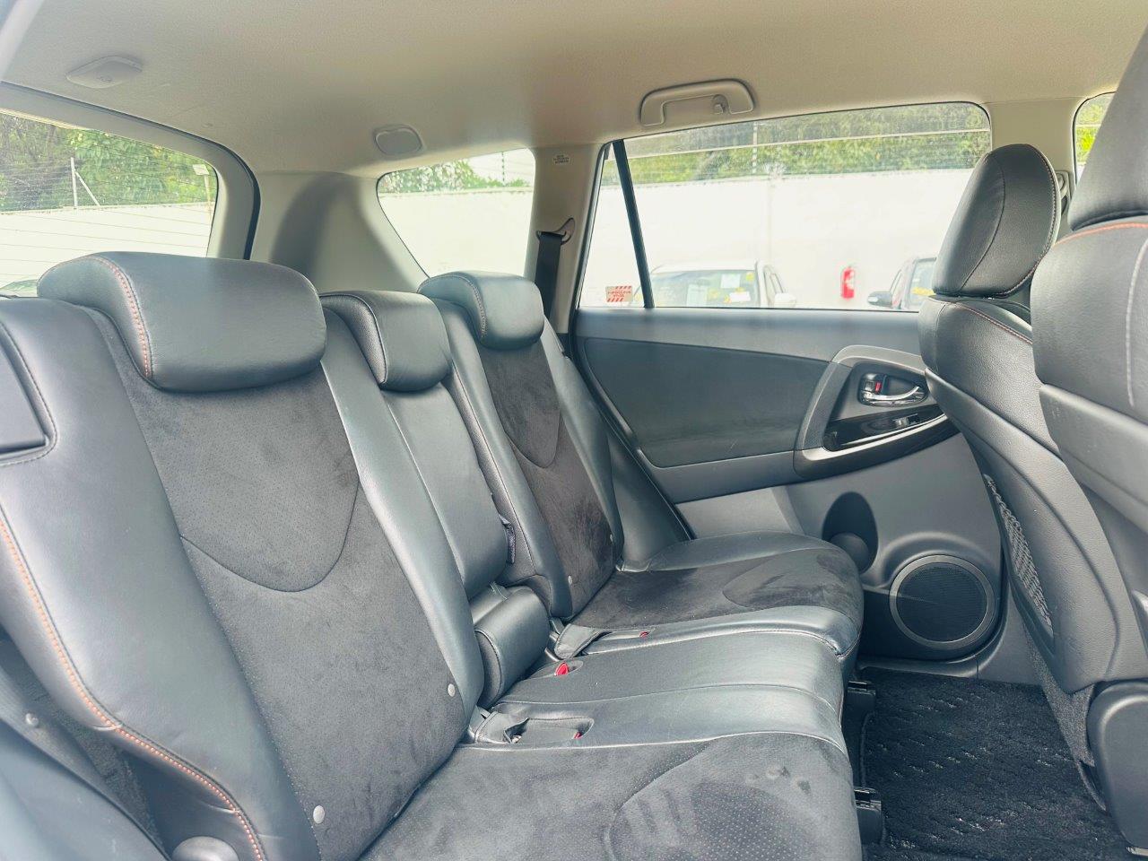 597 Toyota Vanguard 240S S package ALCANTARA Limited 2013