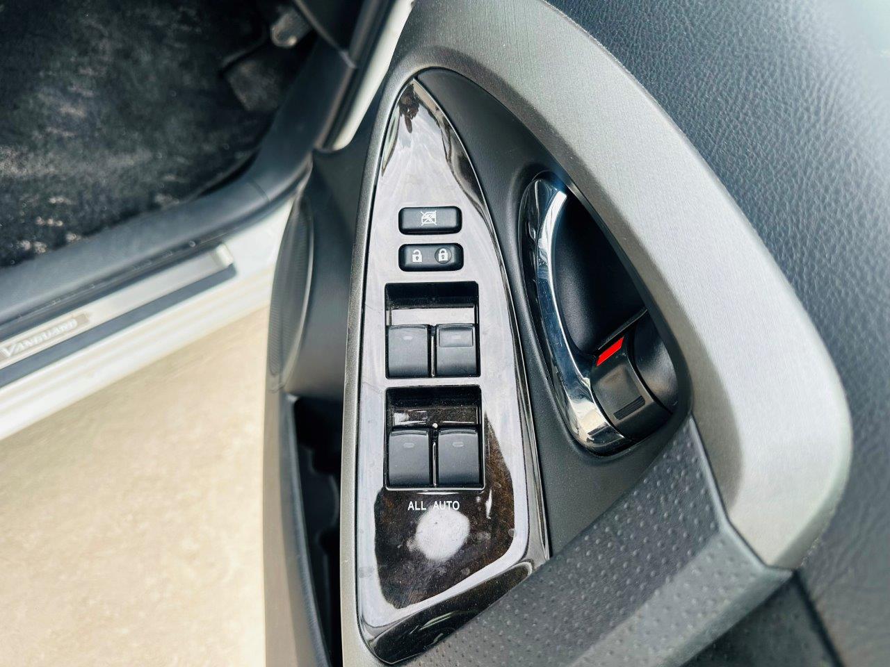 597 Toyota Vanguard 240S S package ALCANTARA Limited 2013