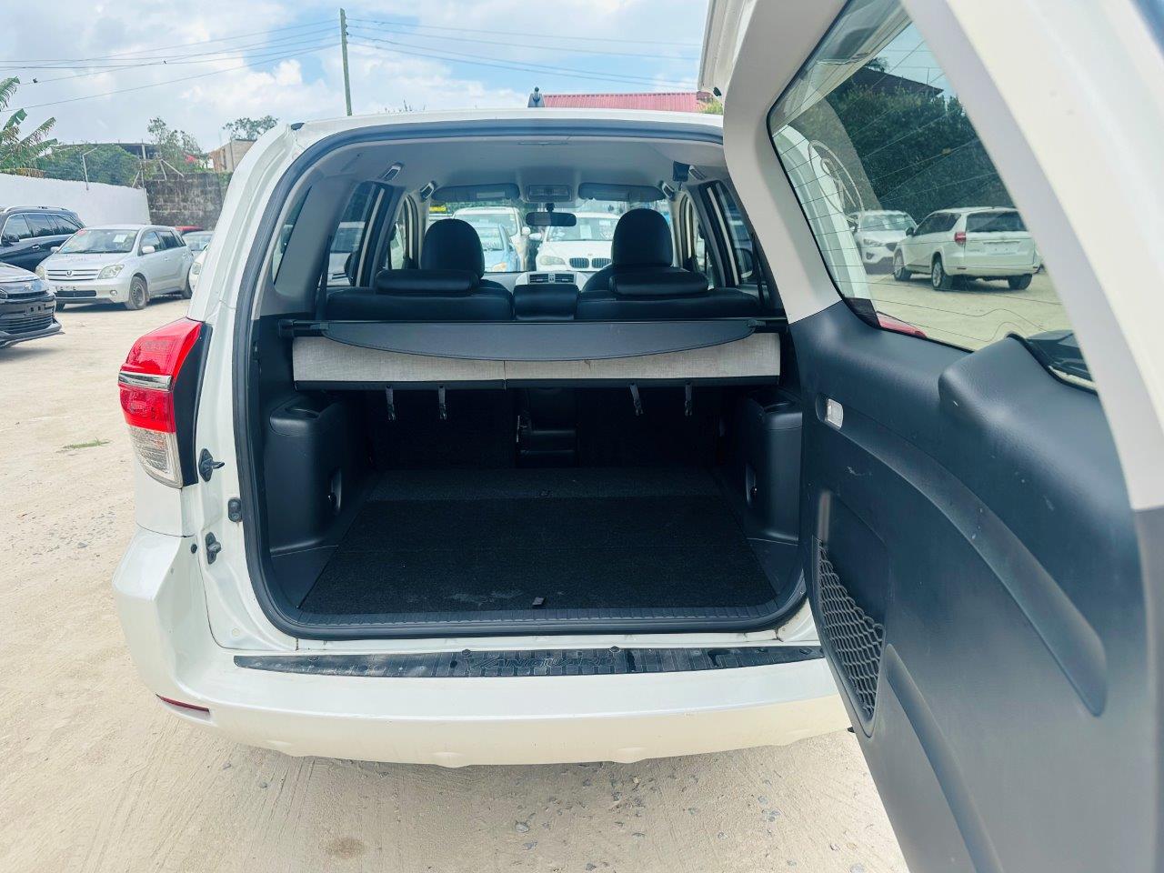 597 Toyota Vanguard 240S S package ALCANTARA Limited 2013