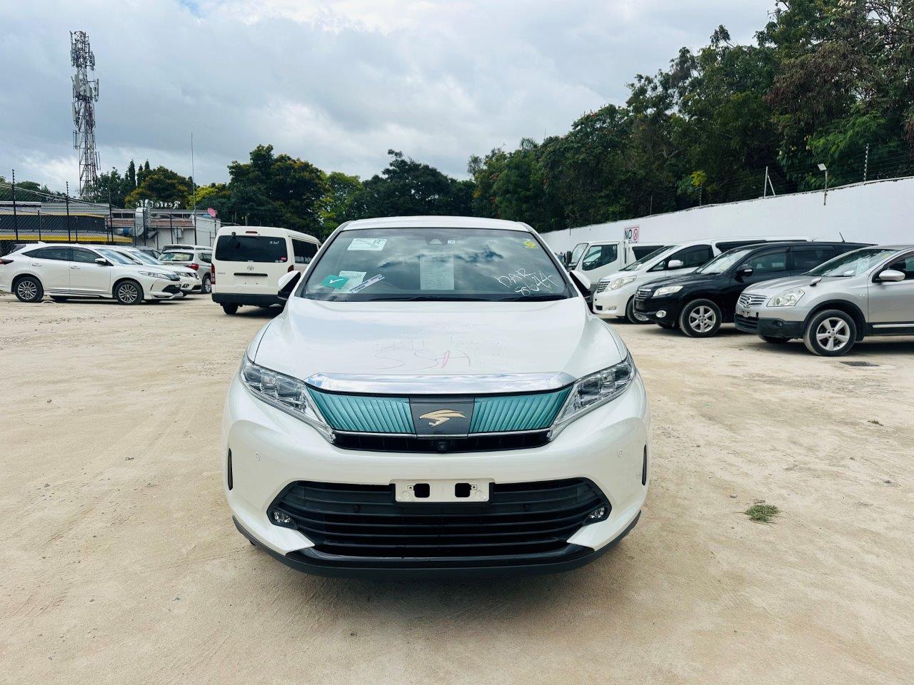 599 Toyota Harrier PROGRESS 2017