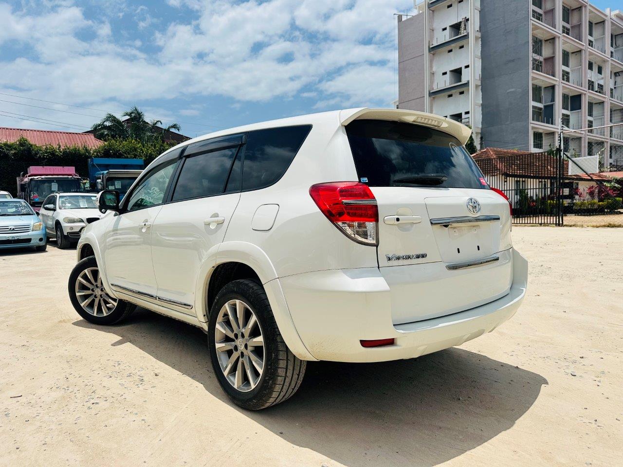 597 Toyota Vanguard 240S S package ALCANTARA Limited 2013