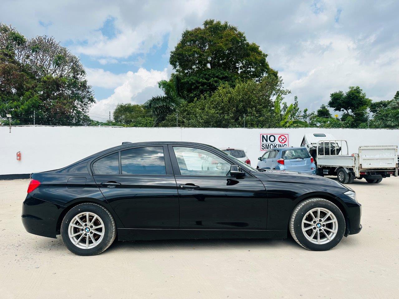 243. BMW 3 Series 320i 2013