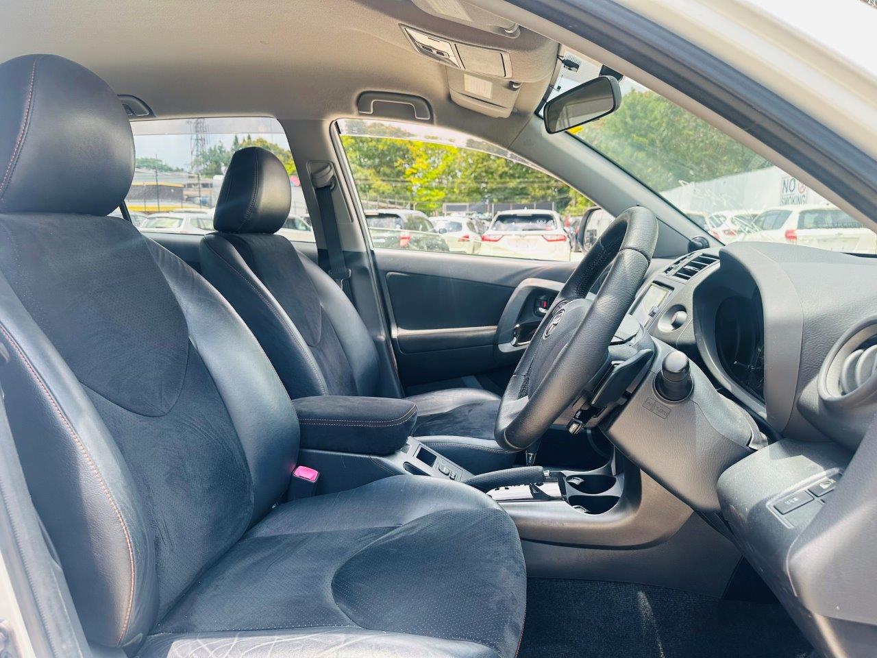 597 Toyota Vanguard 240S S package ALCANTARA Limited 2013