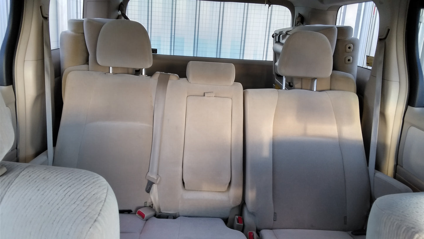 722 Toyota Alphard 240X 2010