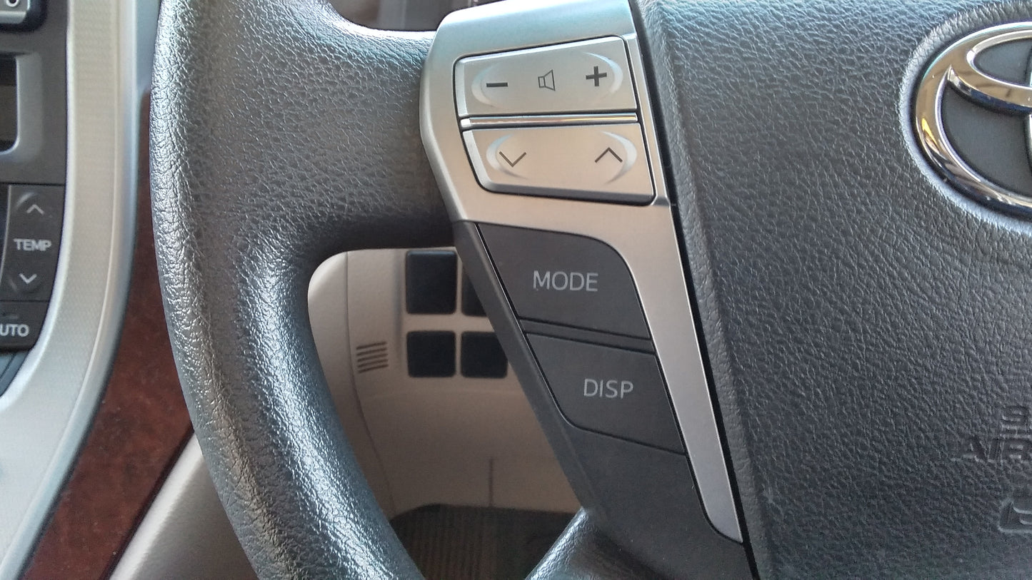 722 Toyota Alphard 240X 2010