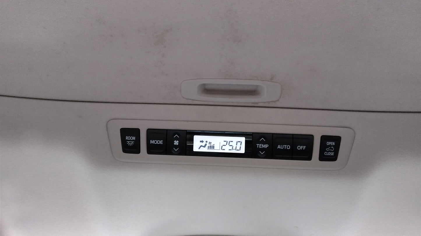 722 Toyota Alphard 240X 2010