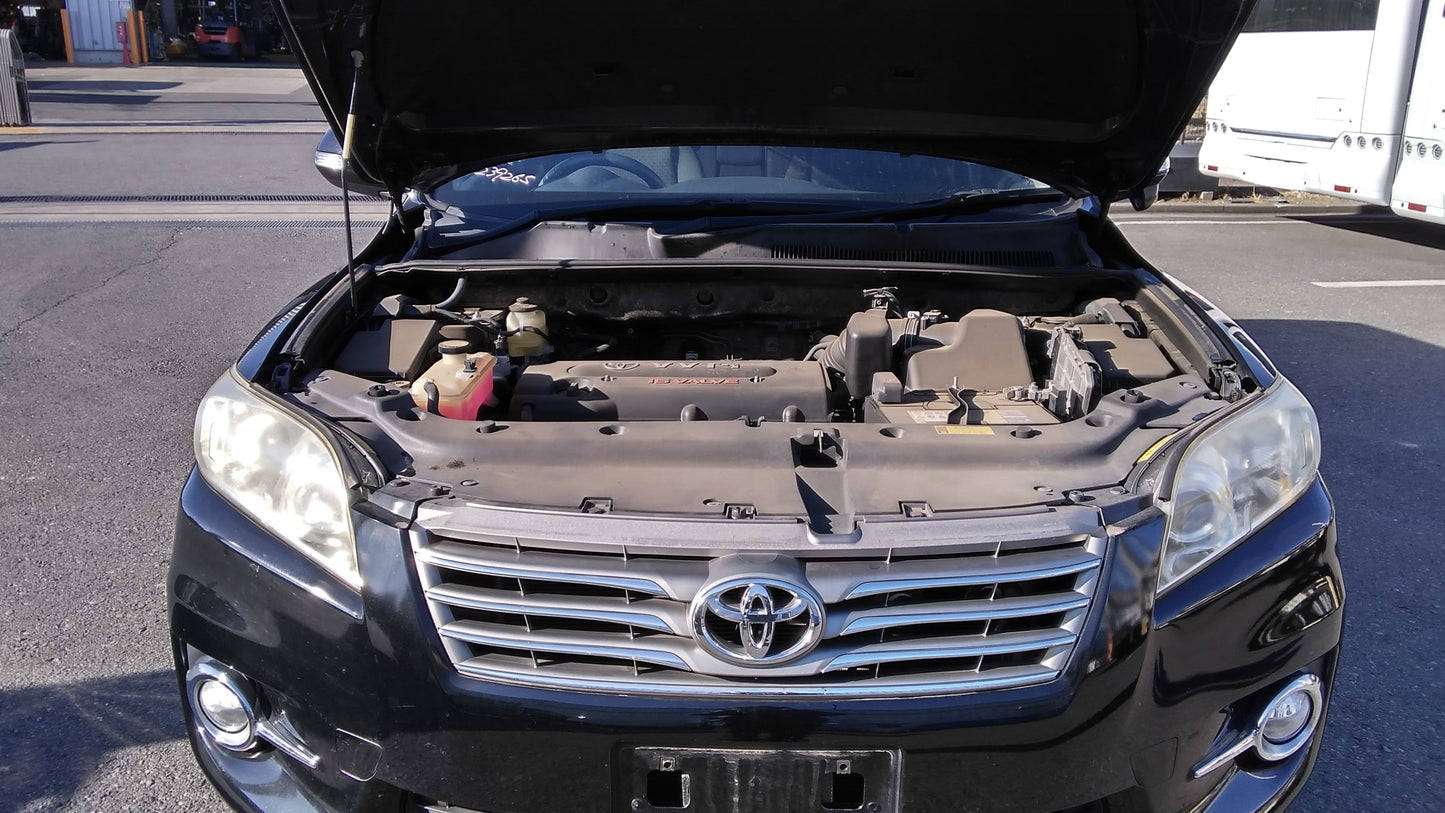 734 Toyota Vanguard 240S 2012