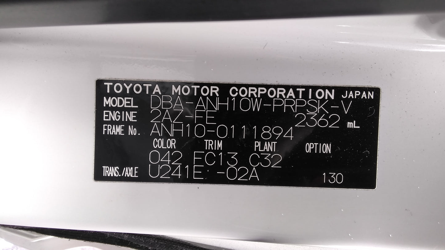 735 Toyota Alphard 2.5AS 2005
