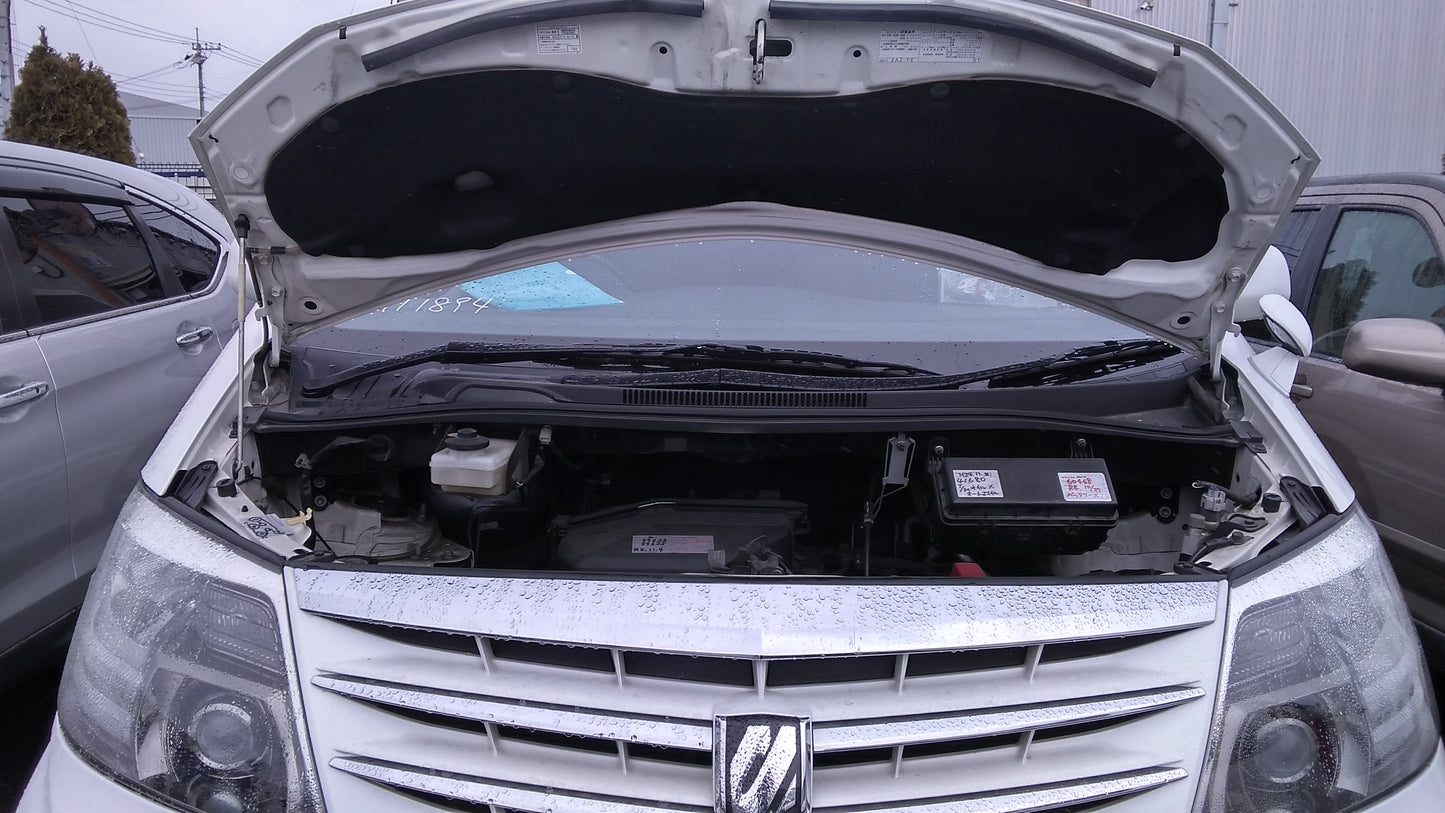 735 Toyota Alphard 2.5AS 2005