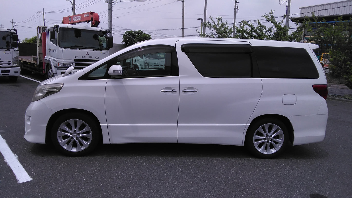 803. Toyota Alphard 240S 2008