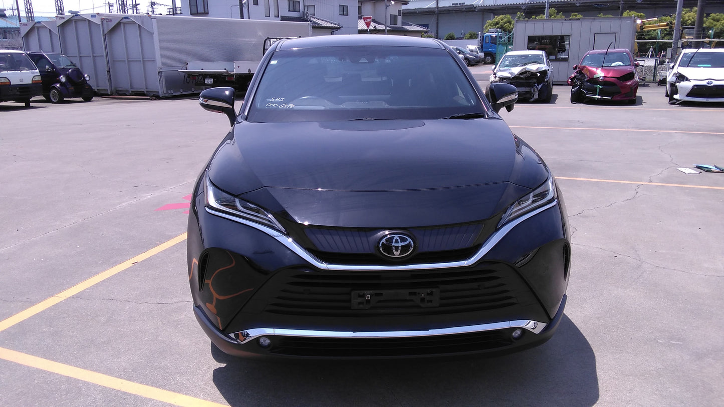 817. Toyota Harrier Z 2020