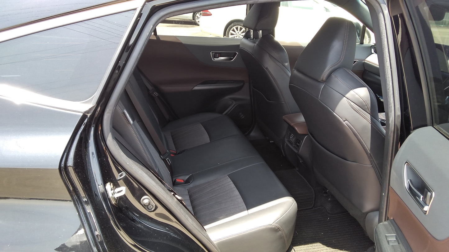 817. Toyota Harrier Z 2020