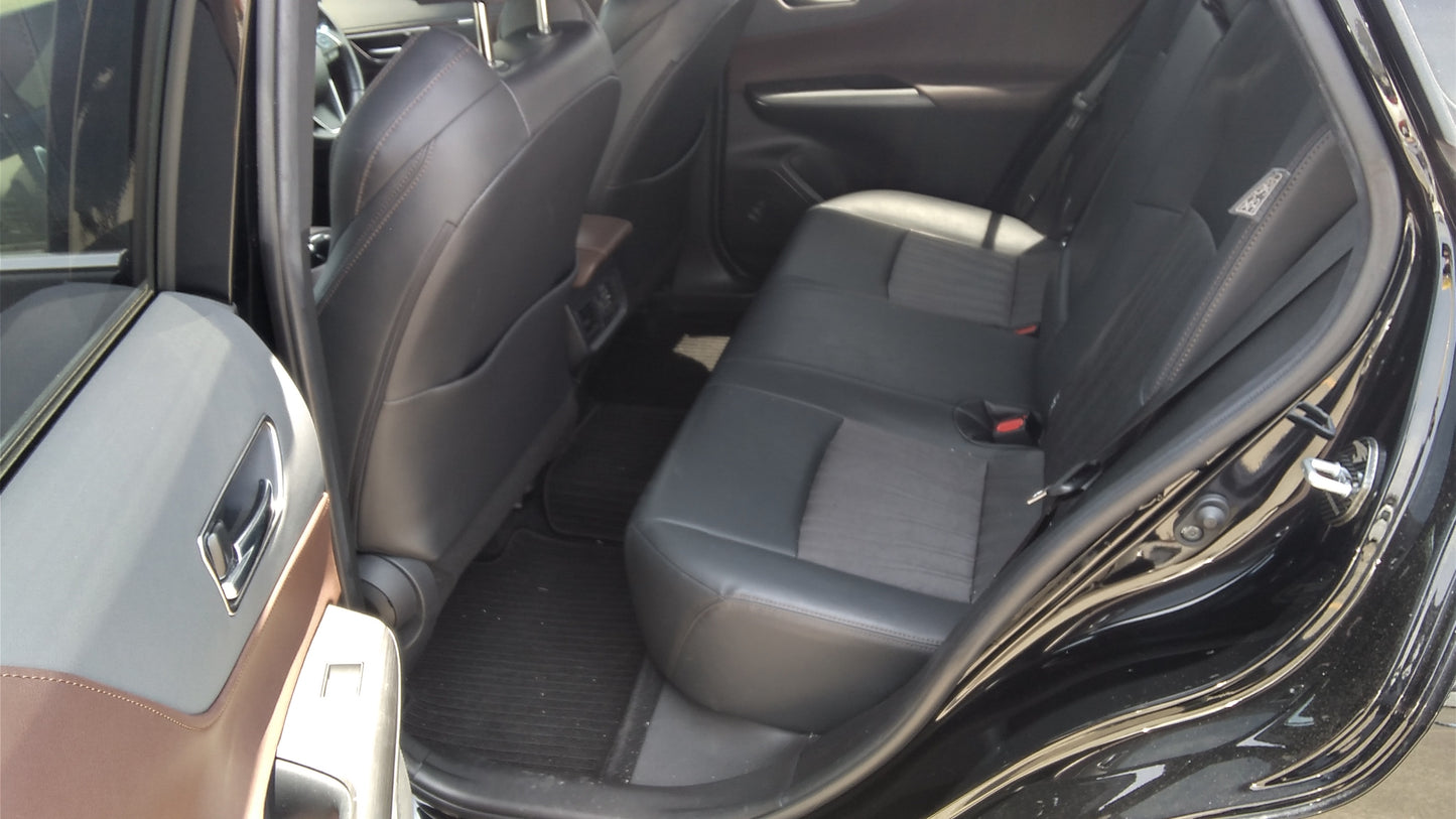 817. Toyota Harrier Z 2020