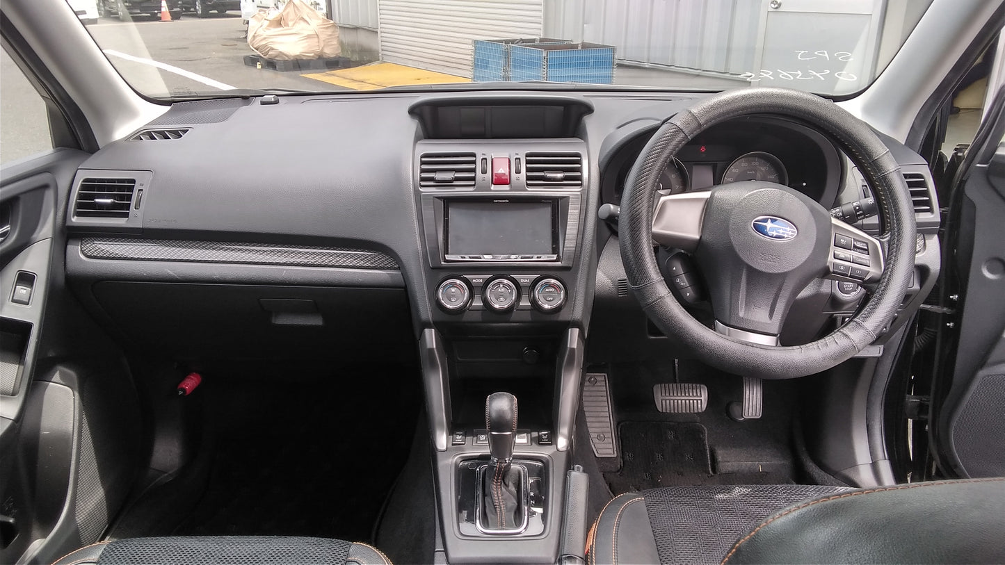 815. Subaru Forester X- Break 2014