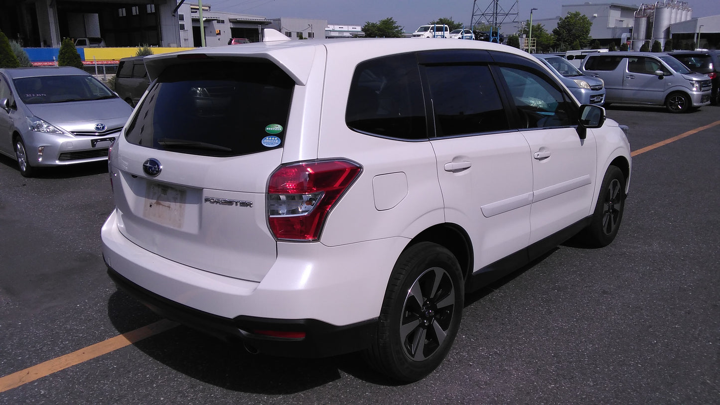 818. Subaru Forester 2015