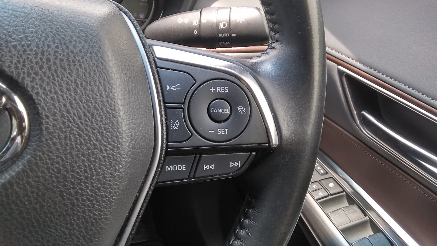 817. Toyota Harrier Z 2020