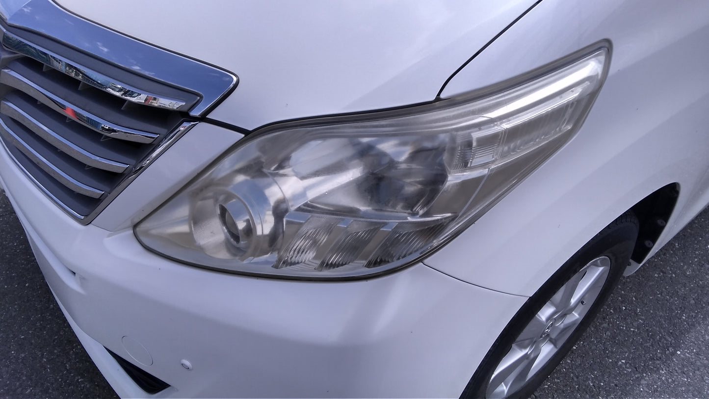 820. Toyota Alphard 240X 2012
