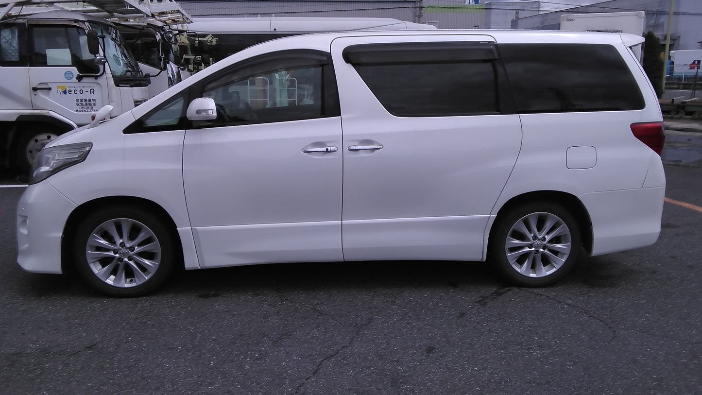 822. Toyota Alphard 240S 2008