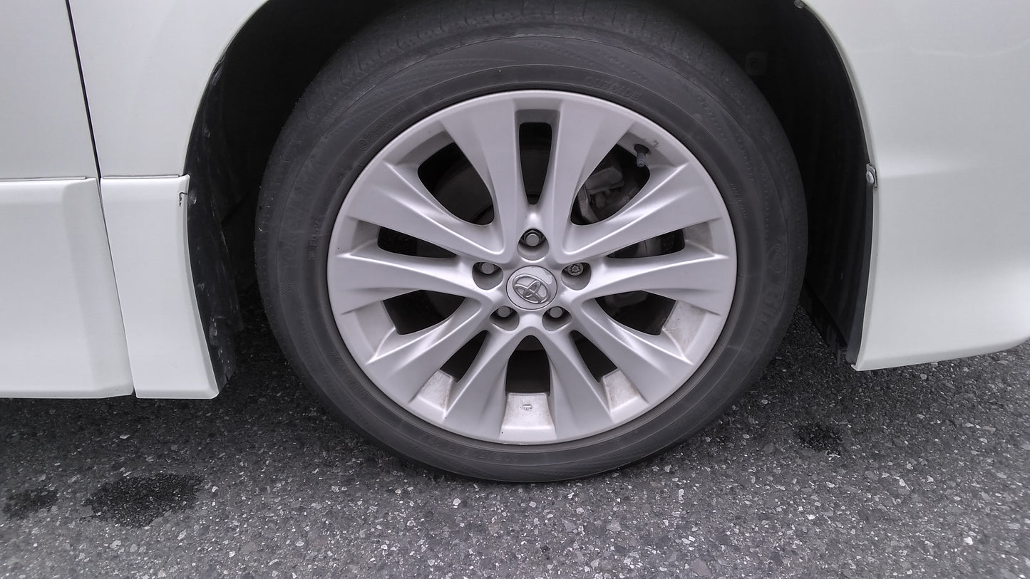 822. Toyota Alphard 240S 2008