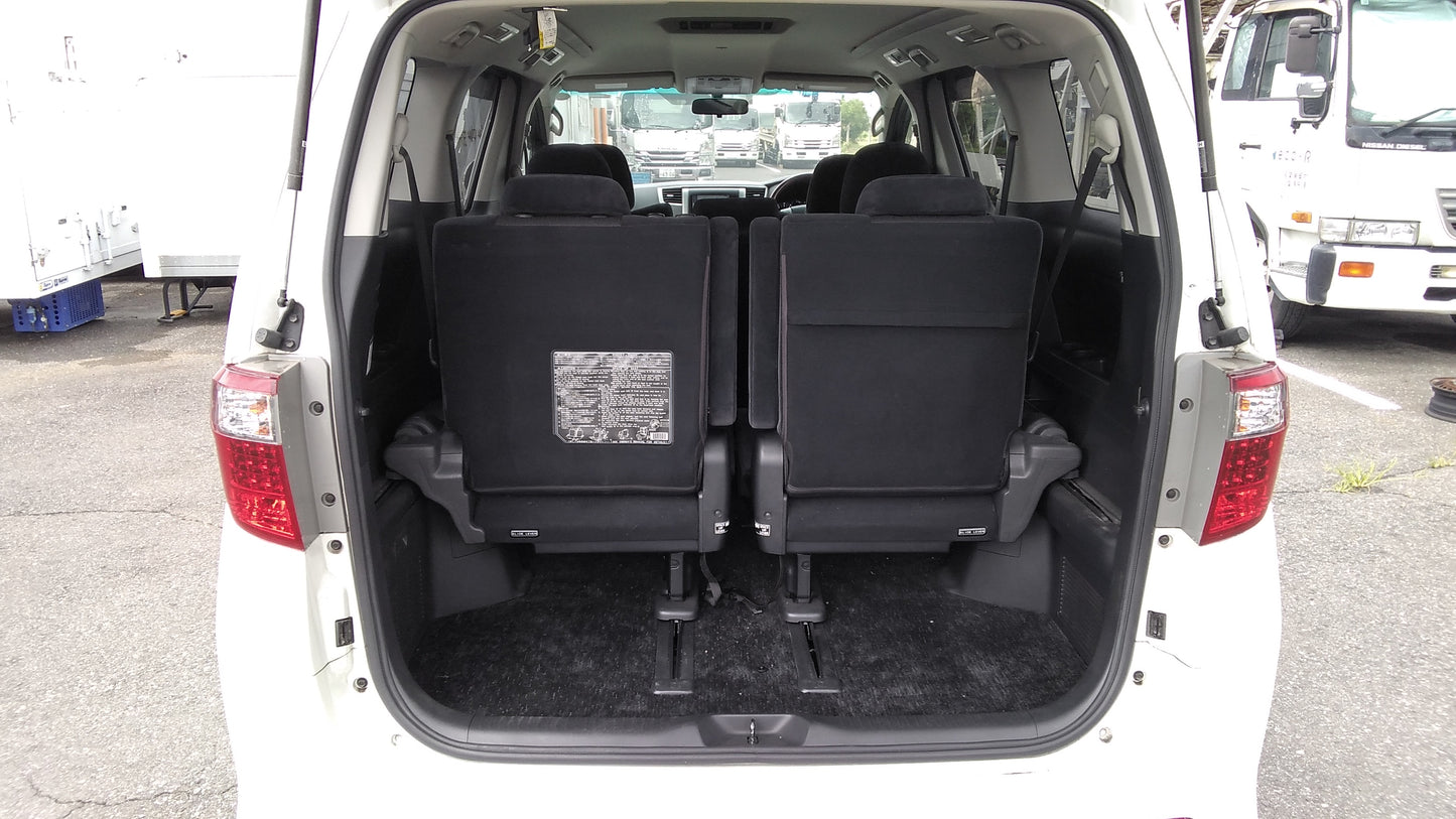 822. Toyota Alphard 240S 2008