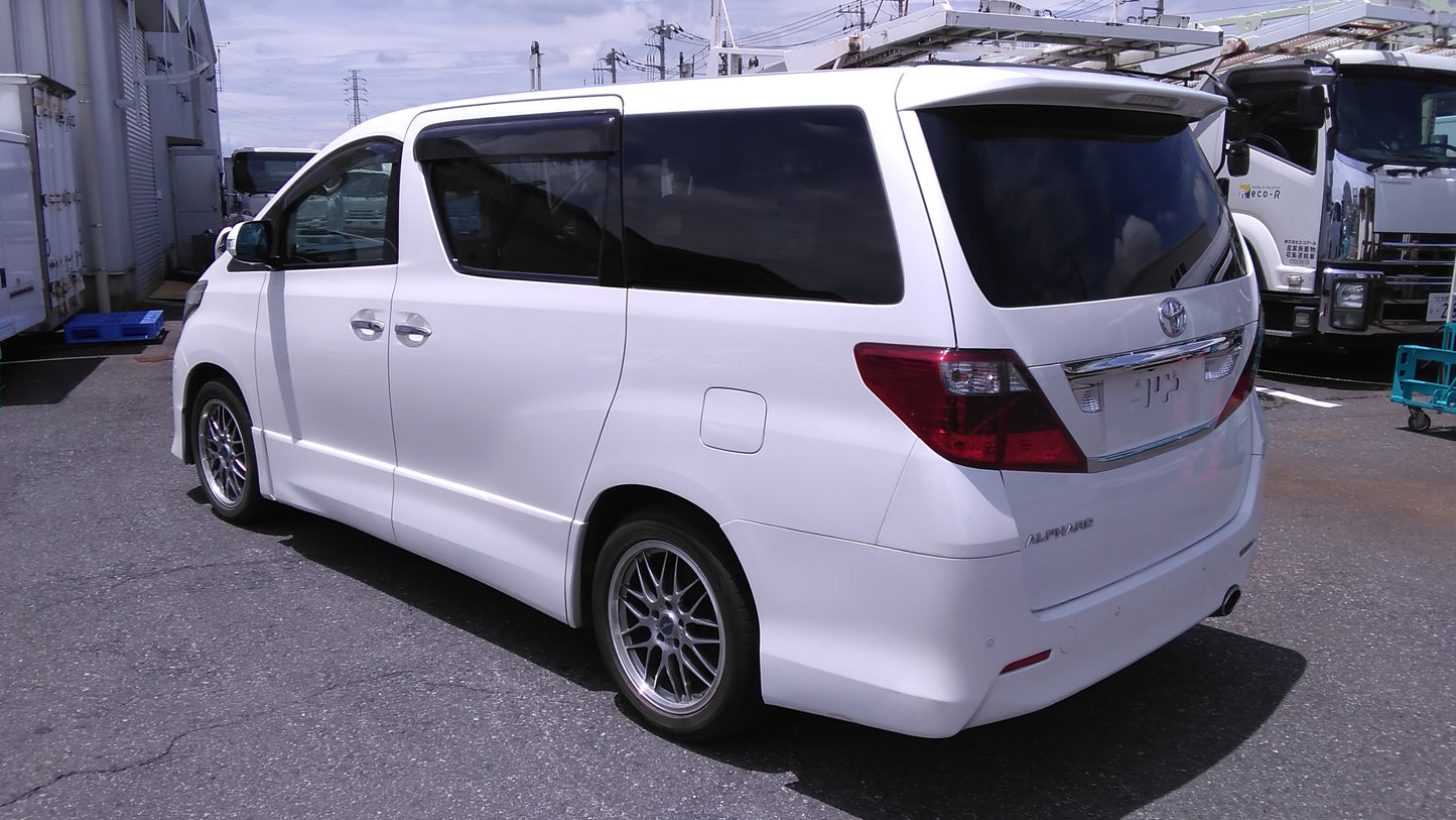 821. Toyota Alphard 240S 2008