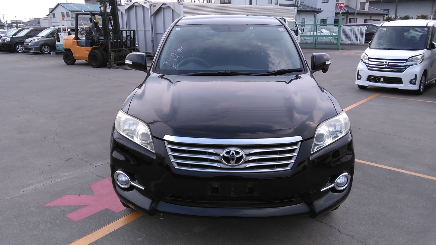 824. Toyota Vanguard 240S S-PKG 2012