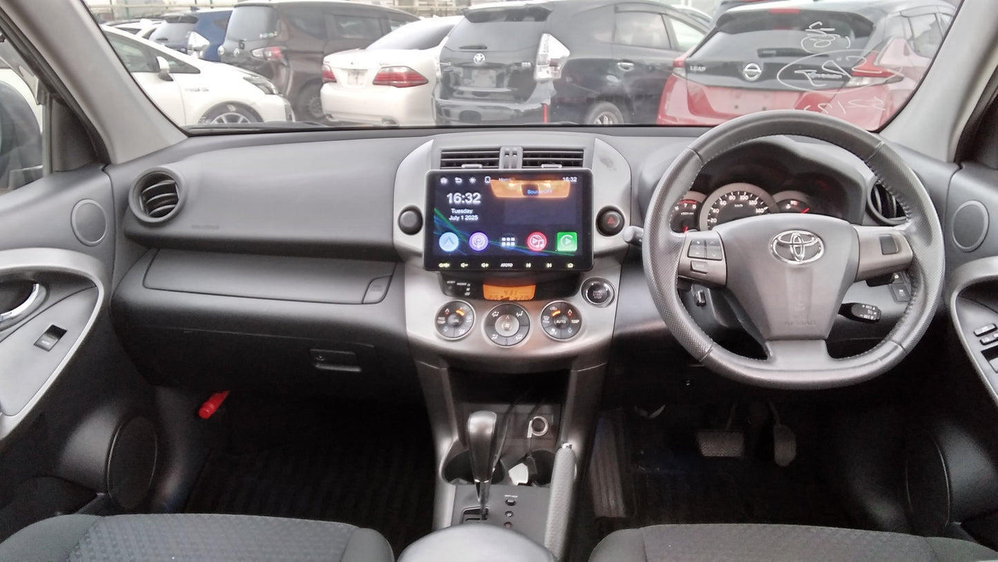 824. Toyota Vanguard 240S S-PKG 2012