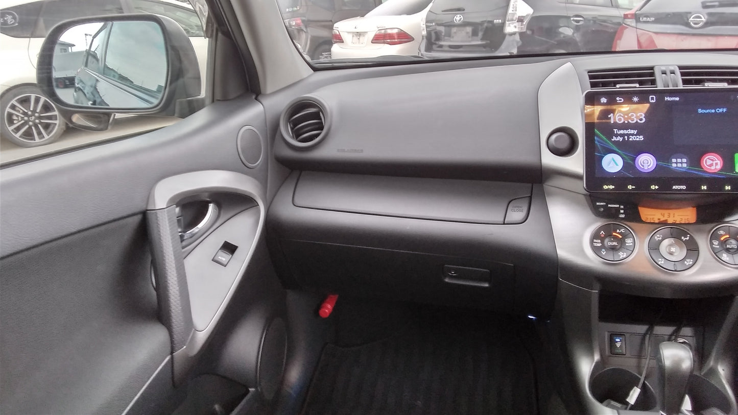 824. Toyota Vanguard 240S S-PKG 2012