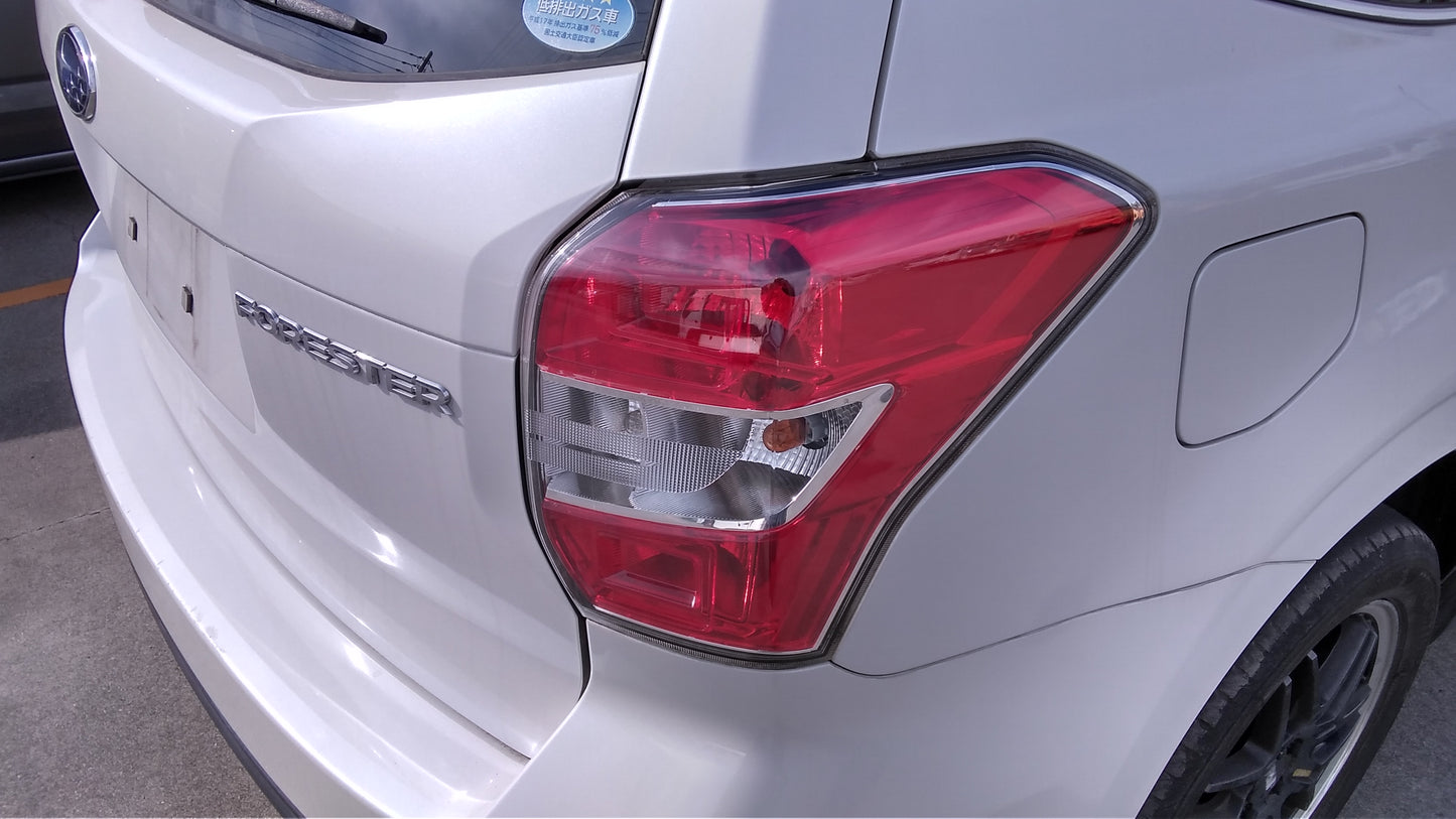 827. Subaru Forester 2.0I-L EYESIGHT 2014
