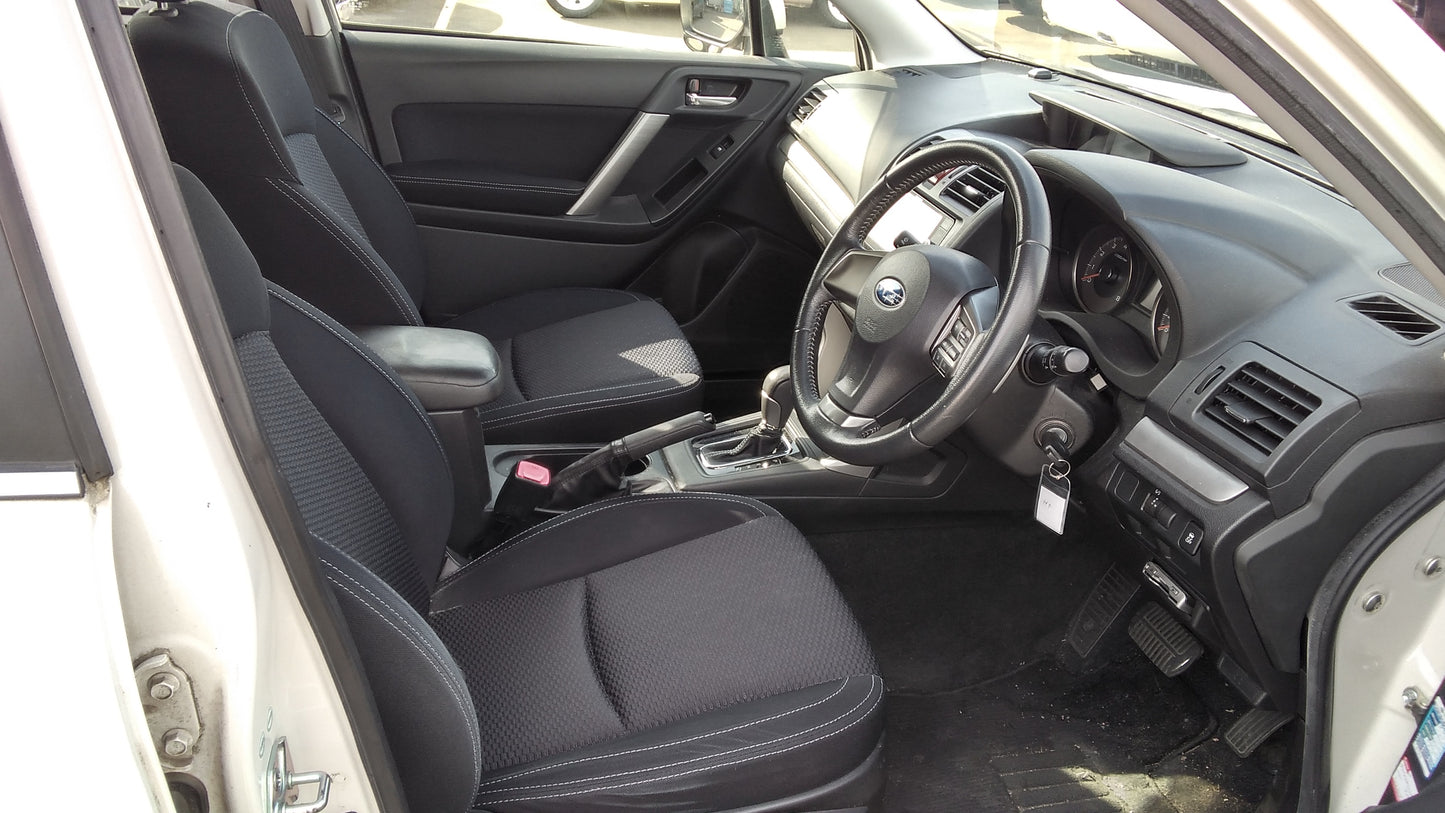 827. Subaru Forester 2.0I-L EYESIGHT 2014