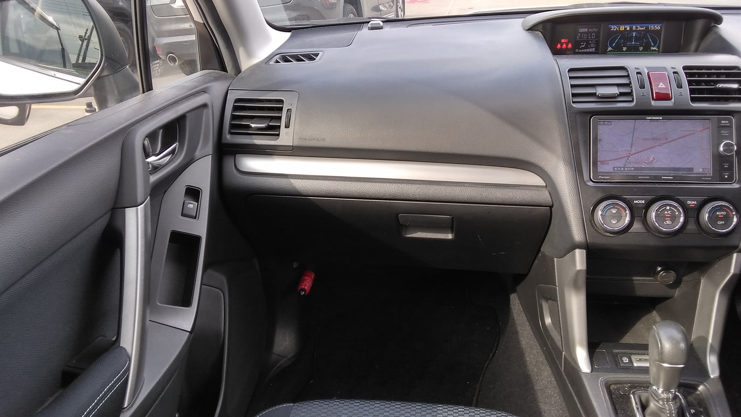 827. Subaru Forester 2.0I-L EYESIGHT 2014