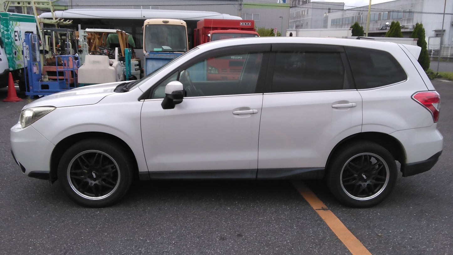 827. Subaru Forester 2.0I-L EYESIGHT 2014