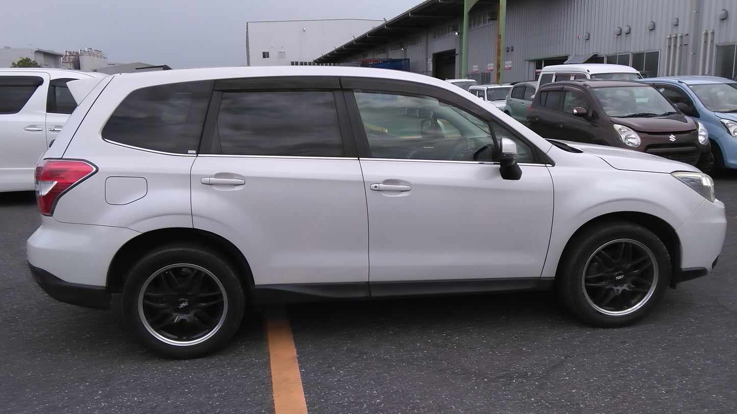827. Subaru Forester 2.0I-L EYESIGHT 2014
