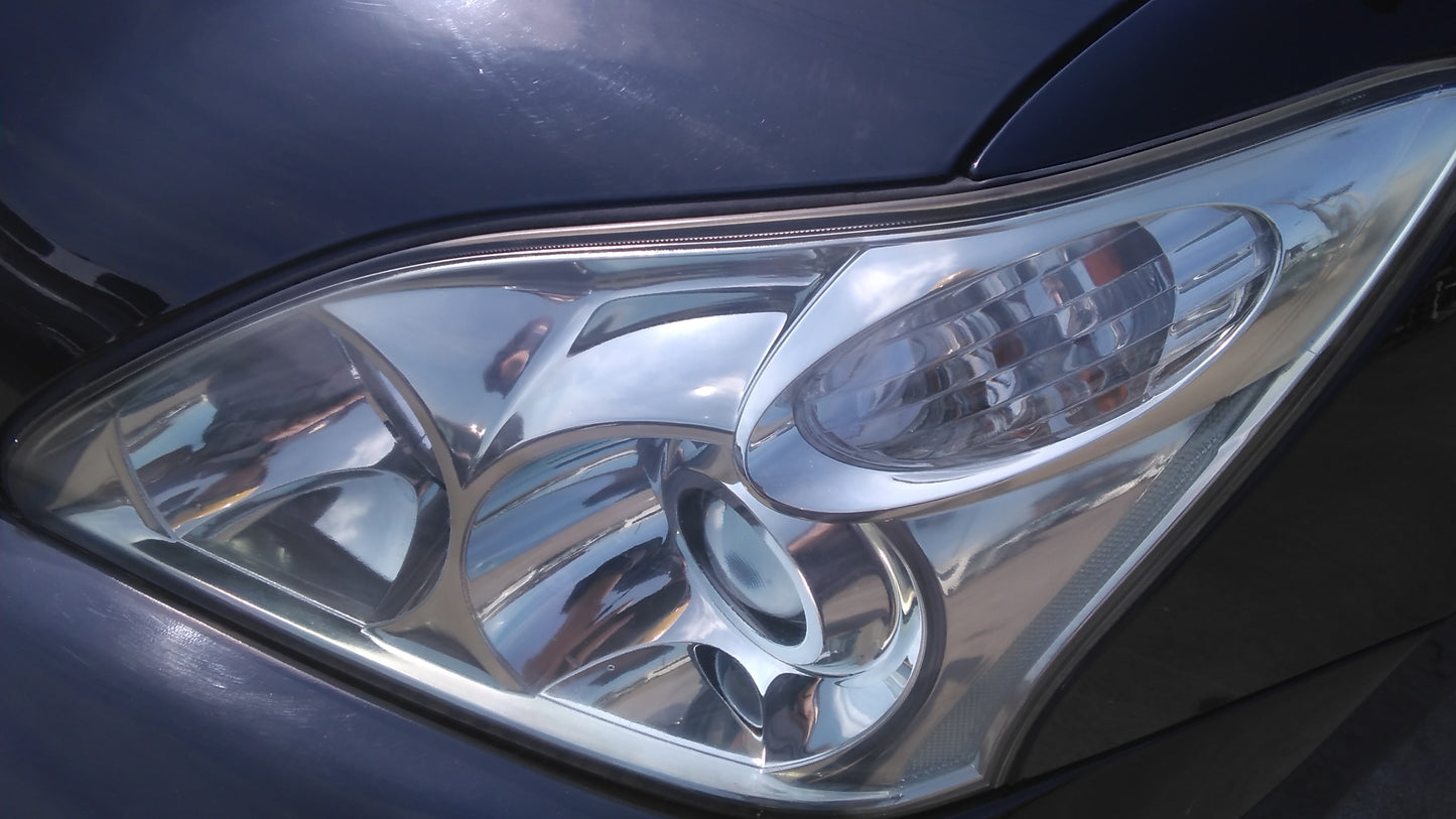 834. Toyota Harrier 240G 2009