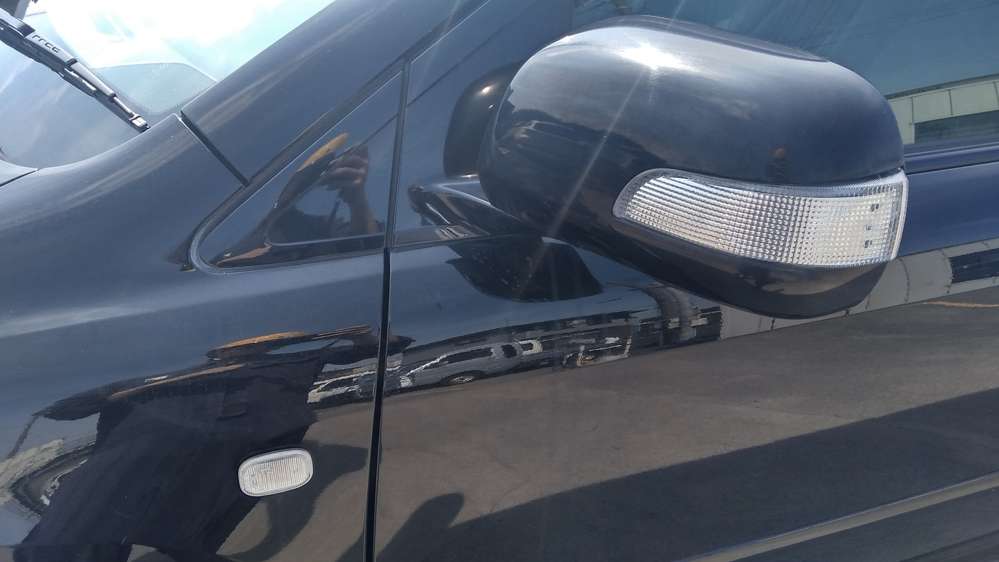 834. Toyota Harrier 240G 2009