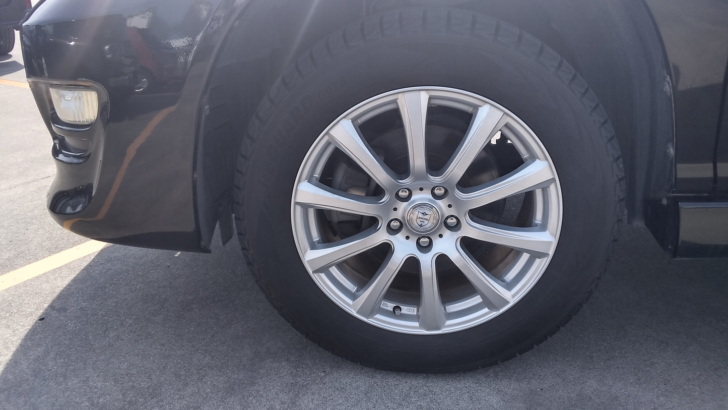 834. Toyota Harrier 240G 2009