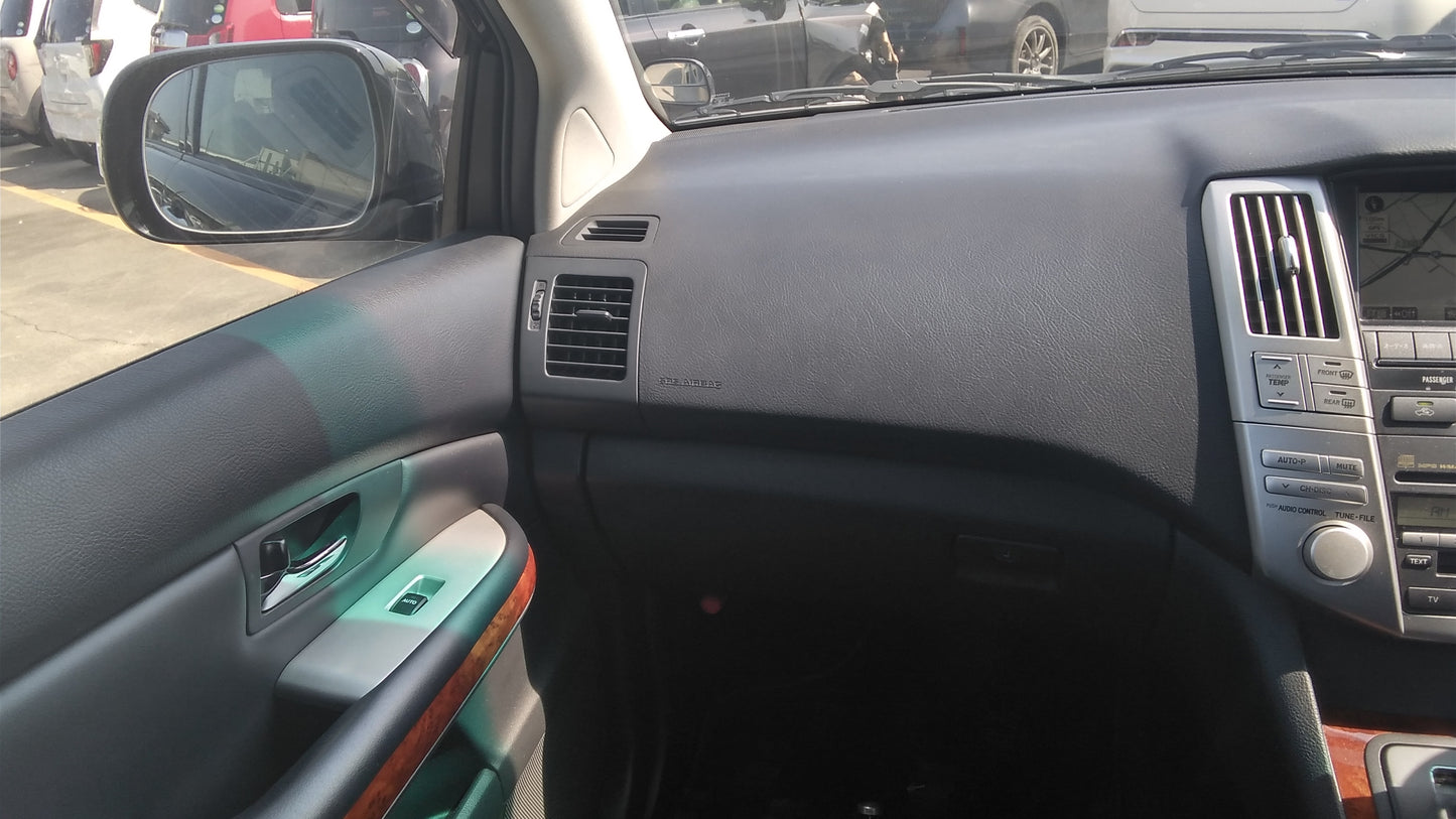 834. Toyota Harrier 240G 2009