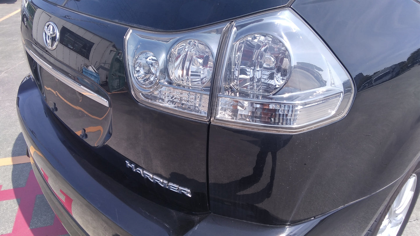834. Toyota Harrier 240G 2009