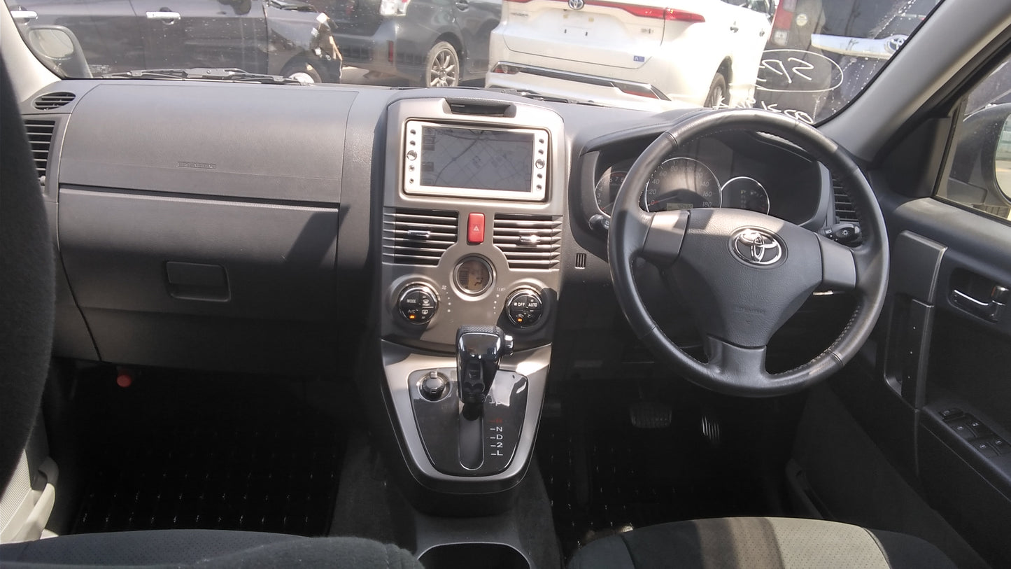 829. Toyota Rush G 2010